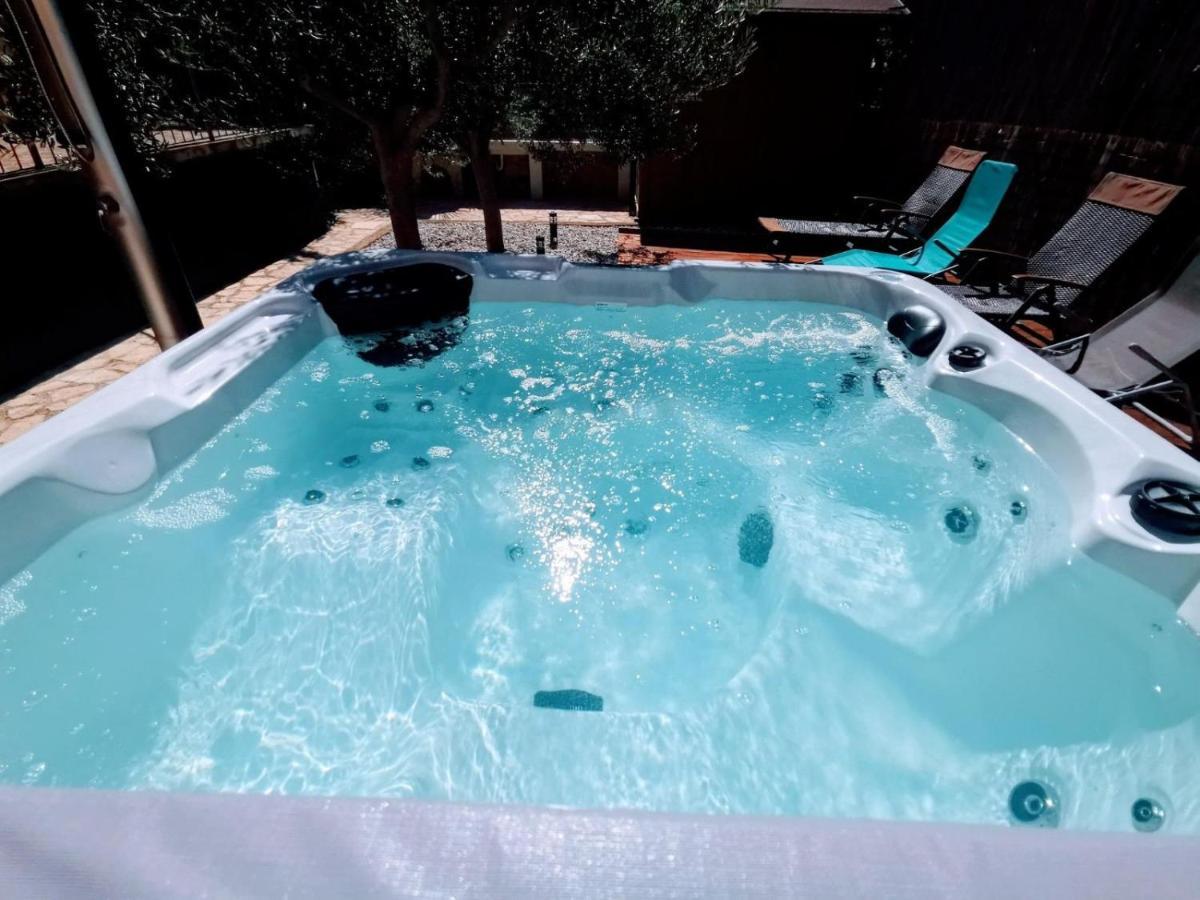 Сasa de vacaciones Istra With Jacuzzi Medulin