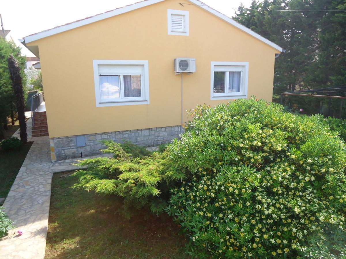 Istra With Jacuzzi Medulin