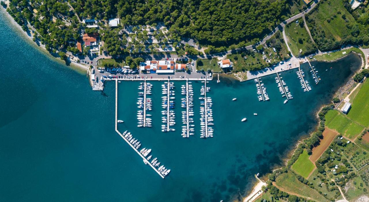 Istra With Jacuzzi