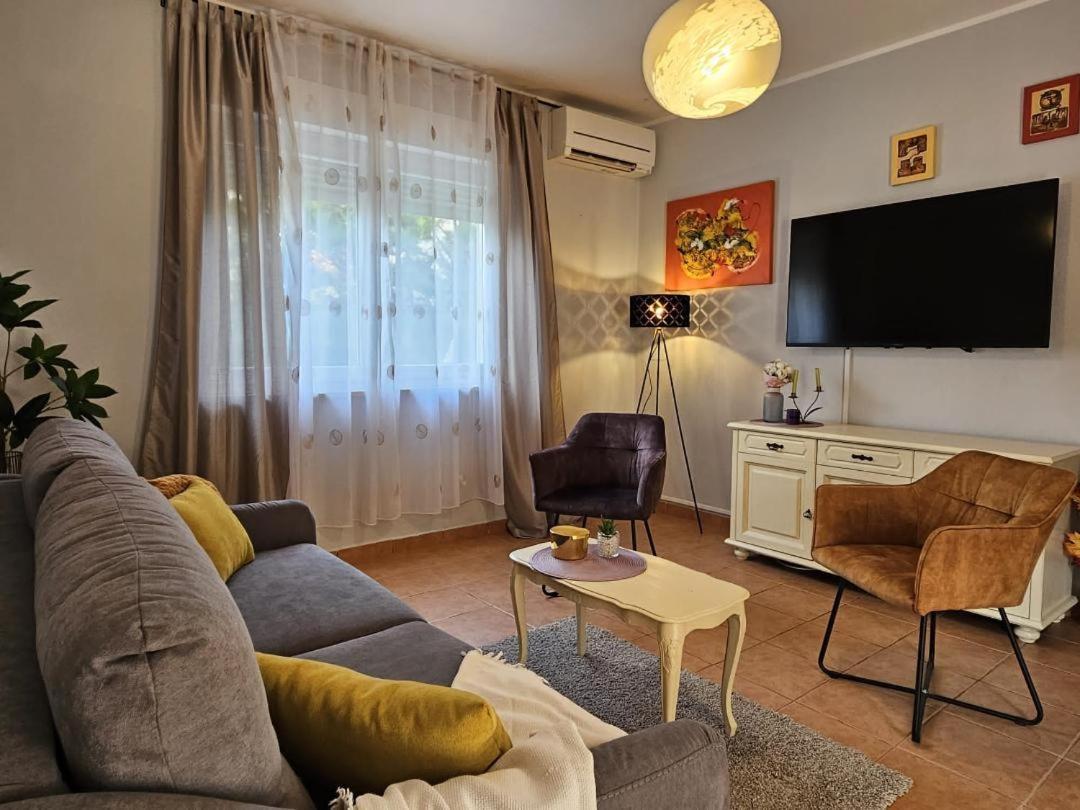 Holiday home Istra With Jacuzzi *